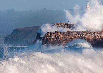 Η Θάλασσα Στίχοι Ποίημα Ανάλυση Χριστιανόπουλος