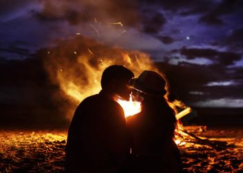 Φωτιά μου - Ανάλυση στίχων πασχαλίδης